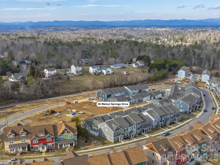 26 Walnut Springs Drive, Asheville, NC 28804 - #3