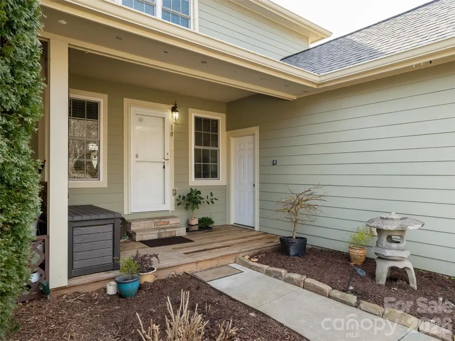 10 Aberdeen Drive, Arden, NC 28704 - #3