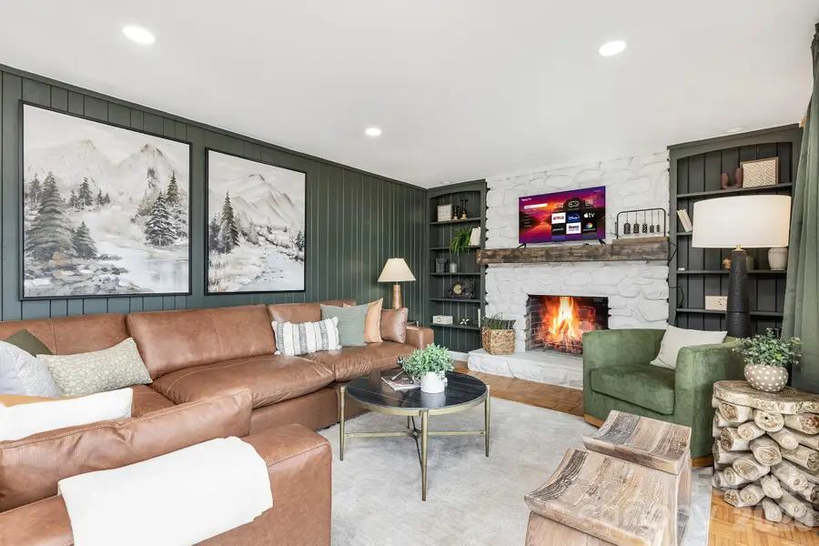 556/558 Thorncliff Drive, Seven Devils, NC 28604 - #3