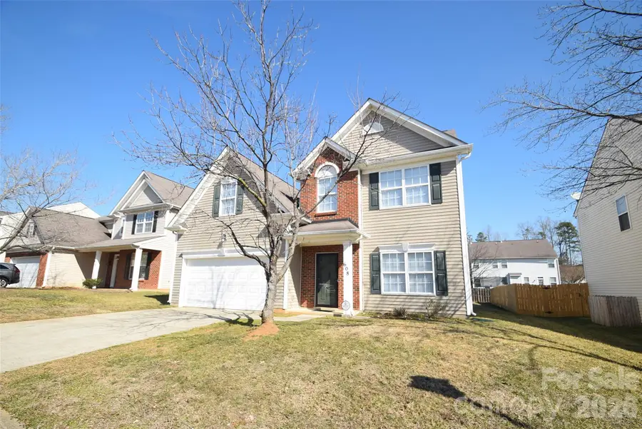 608 Wrayhill Drive, Charlotte, NC 28262 - #2