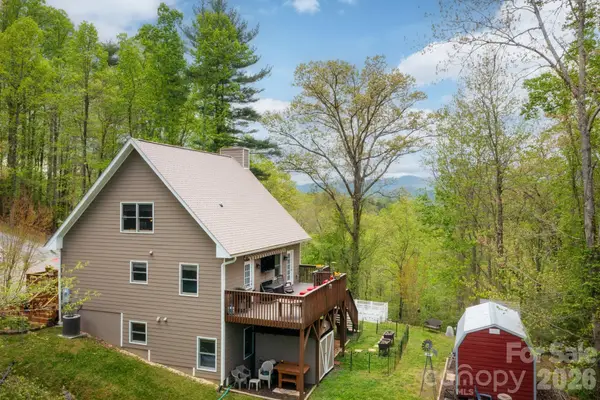 69 Heslar Way, Marshall, NC 28753