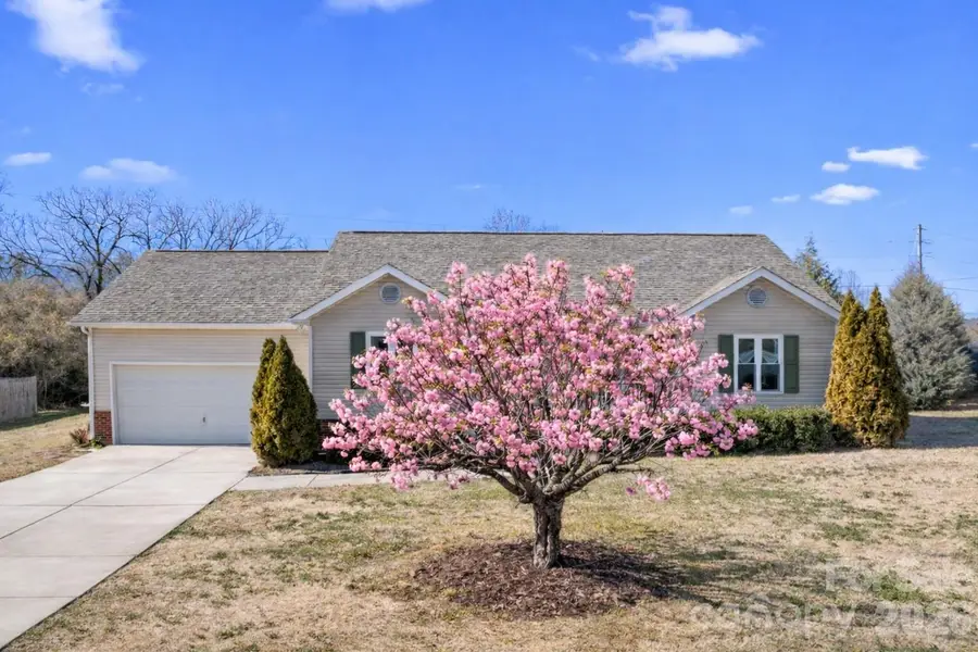 921 Hollow Hill Court, Stanfield, NC 28163 - #2