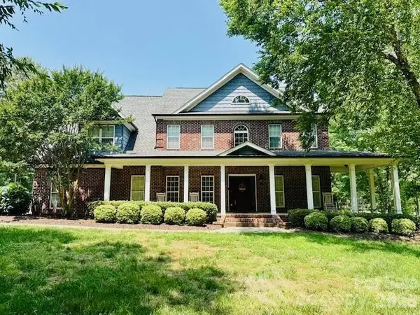 433 Laurel Crest Drive, Kannapolis, NC 28081