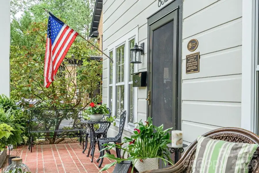 832 4th Avenue W, Hendersonville, NC 28739 - #2