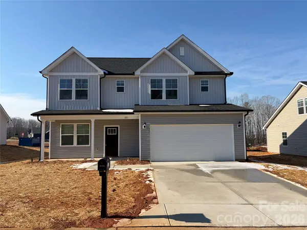 1213 Fall Day Circle Sw, Lenoir, NC 28645