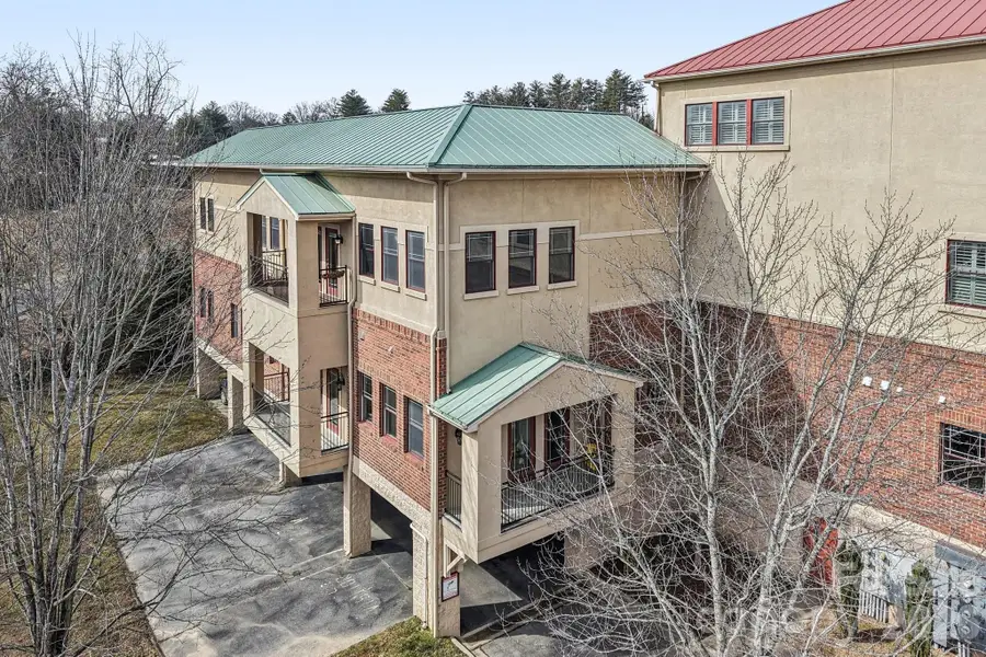 475 S Church Street #E, Hendersonville, NC 28792 - #2