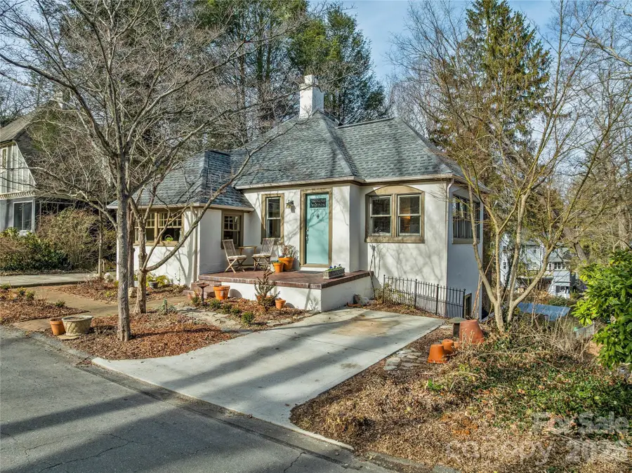 4 Duke Street, Asheville, NC 28803 - #3