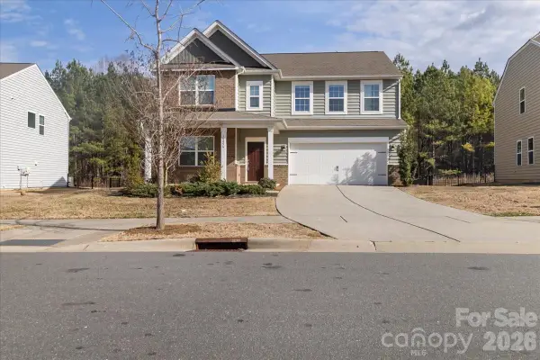16056 Hammersmith Farm Drive, Charlotte, NC 28273