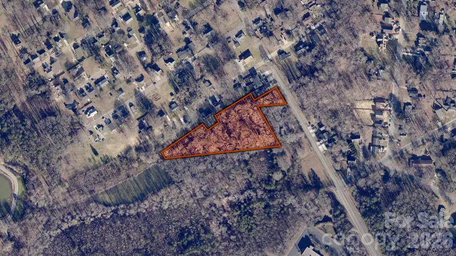 3517 W Sugar Creek Road, Charlotte, NC 28269 - Image #2