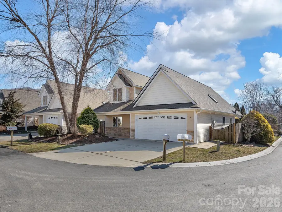 40 Beekeeper Trail, Swannanoa, NC 28778 - #3