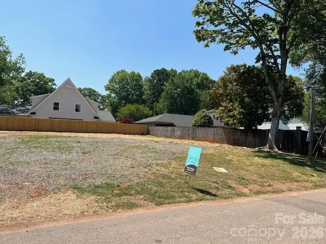 814 Bertonley Avenue, Charlotte, NC 28211 - #3