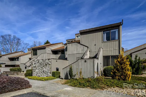 8 Lakemoor Lane #8, Hendersonville, NC 28739