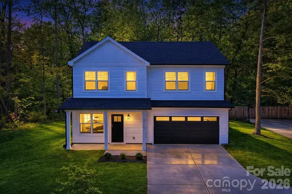 4015 Oakdale Road, Charlotte, NC 28216