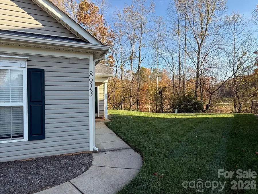 8913 Cinnabay Drive, Charlotte, NC 28216 - #2