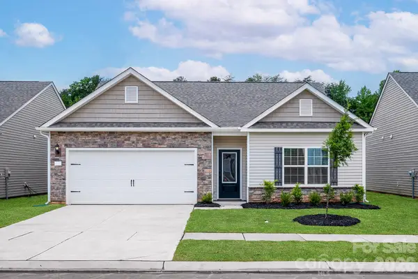 6714 Fairford Drive, Charlotte, NC 28215