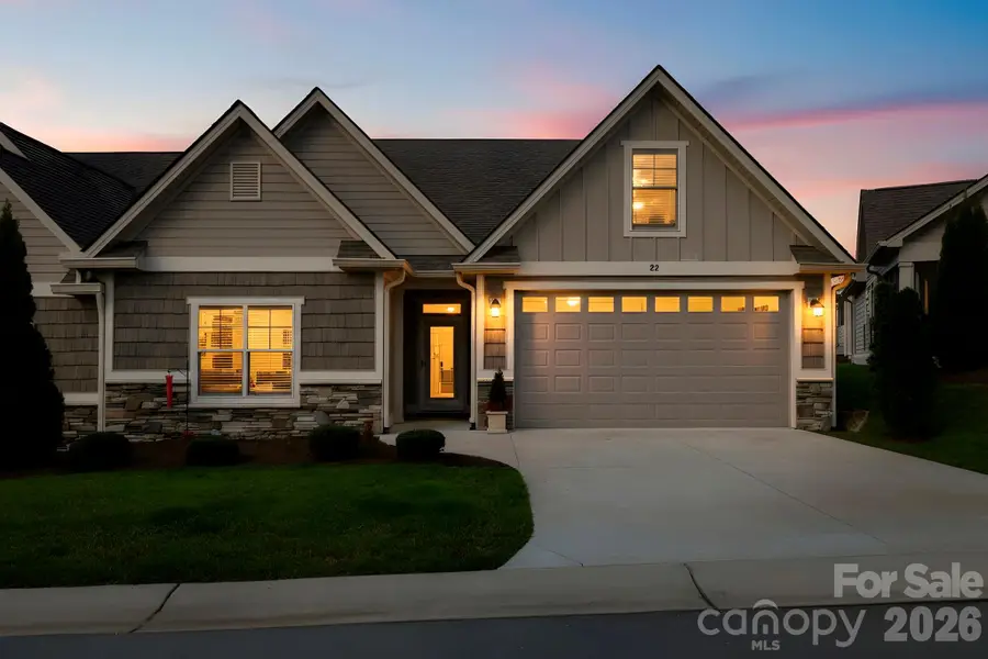 22 River Bend Lane, Fletcher, NC 28732 - #2