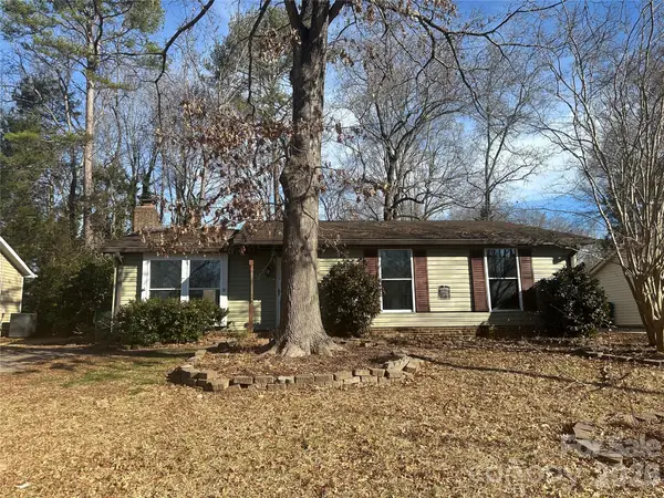 6011 Sunset Chase Lane, Charlotte, NC 28212