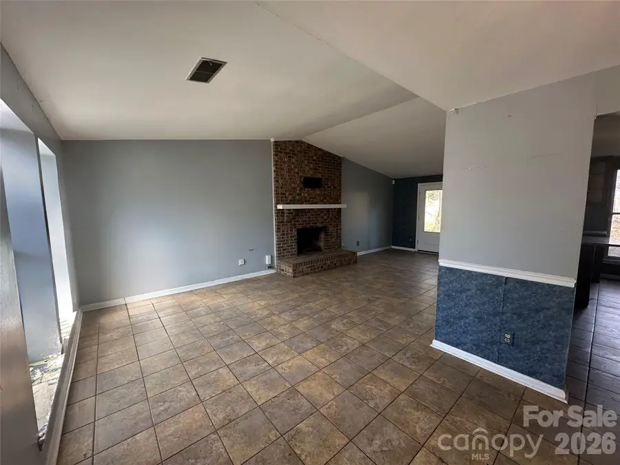 6011 Sunset Chase Lane, Charlotte, NC 28212 - #3