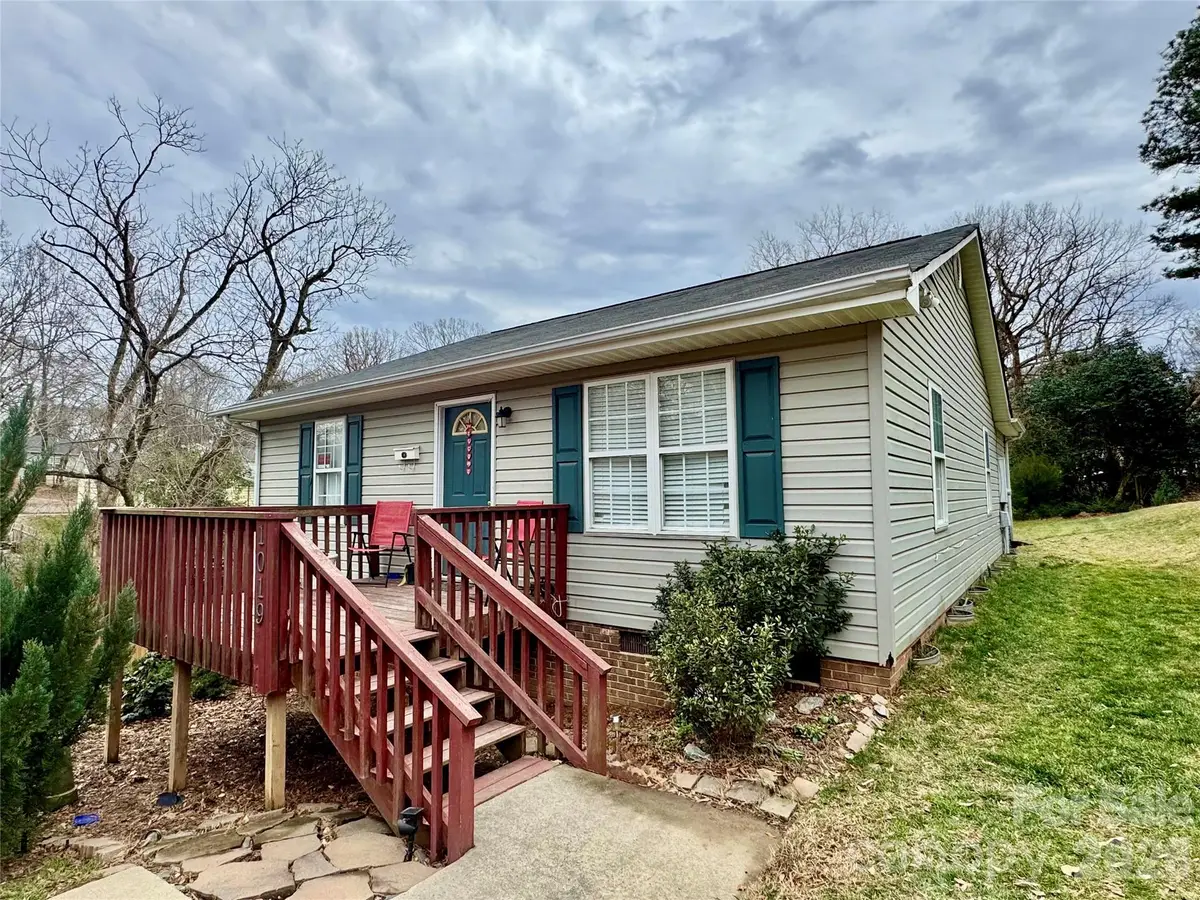 1019 W 7th Avenue, Gastonia, NC 28052 - #1