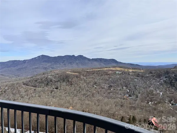 303 Sugar Top Drive #2806, Sugar Mountain, NC 28605