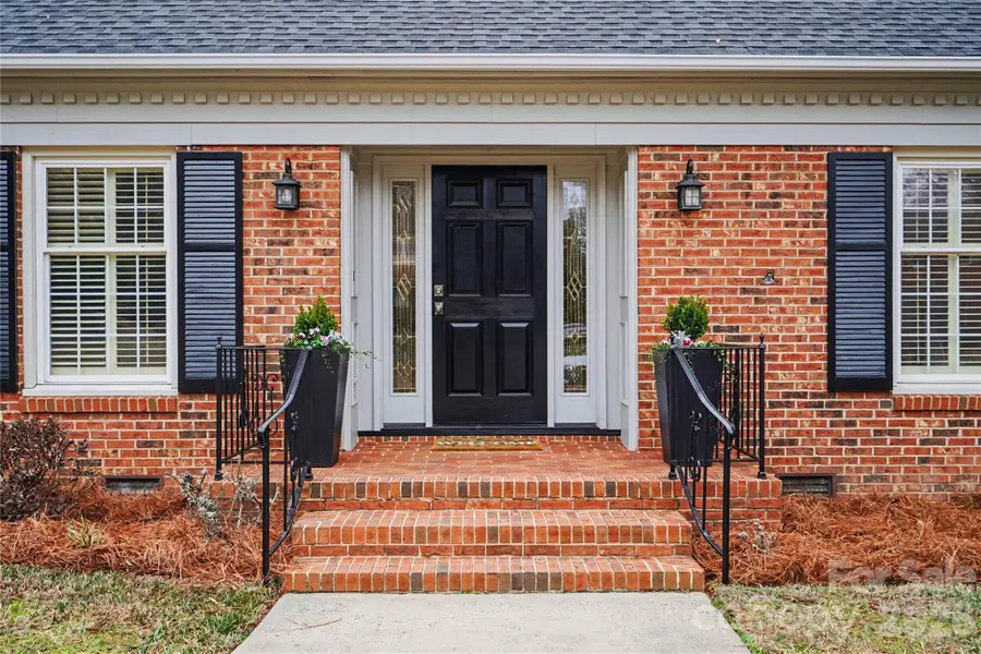 819 Ashmeade Road, Charlotte, NC 28211 - #3