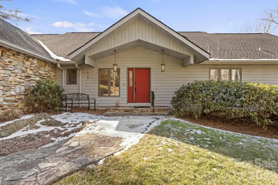 404 W Browning Road, Hendersonville, NC 28791 - #3