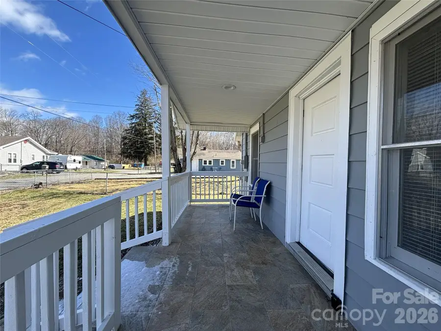 29 Fifth Street, Waynesville, NC 28786 - #2