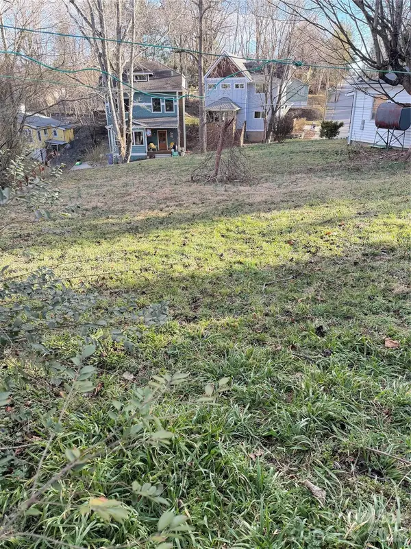 90 Tremont Street #4, Asheville, NC 28806