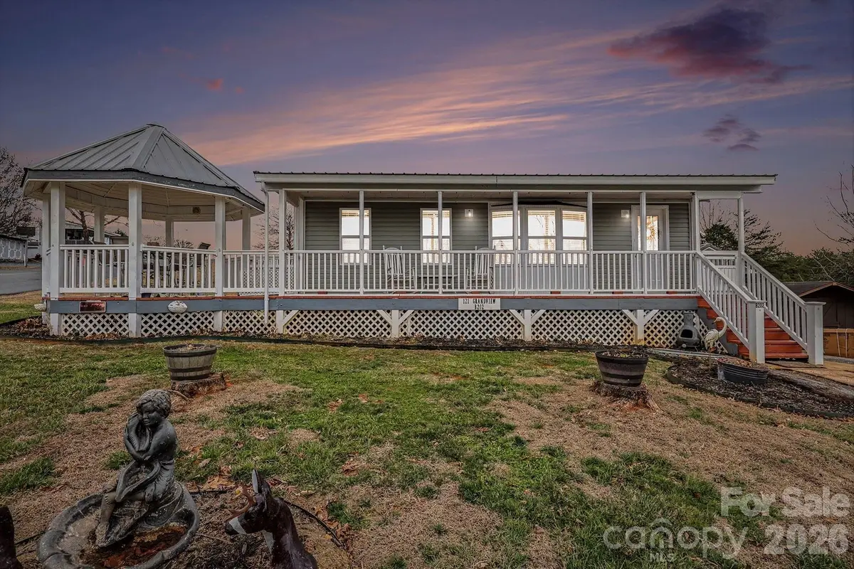 121 Grand View Drive #202/202A, New London, NC 28127 - #1