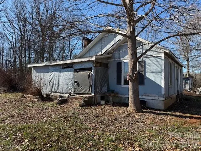 7626 Nc 90 Highway E, Stony Point, NC 28678 - #2