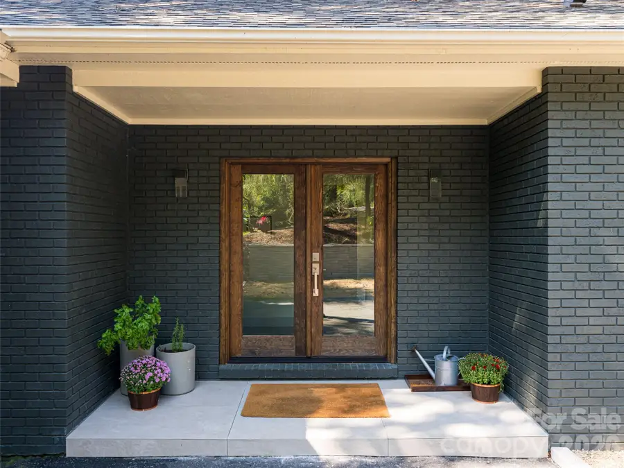 17 Beaverdam Court, Asheville, NC 28804 - #2