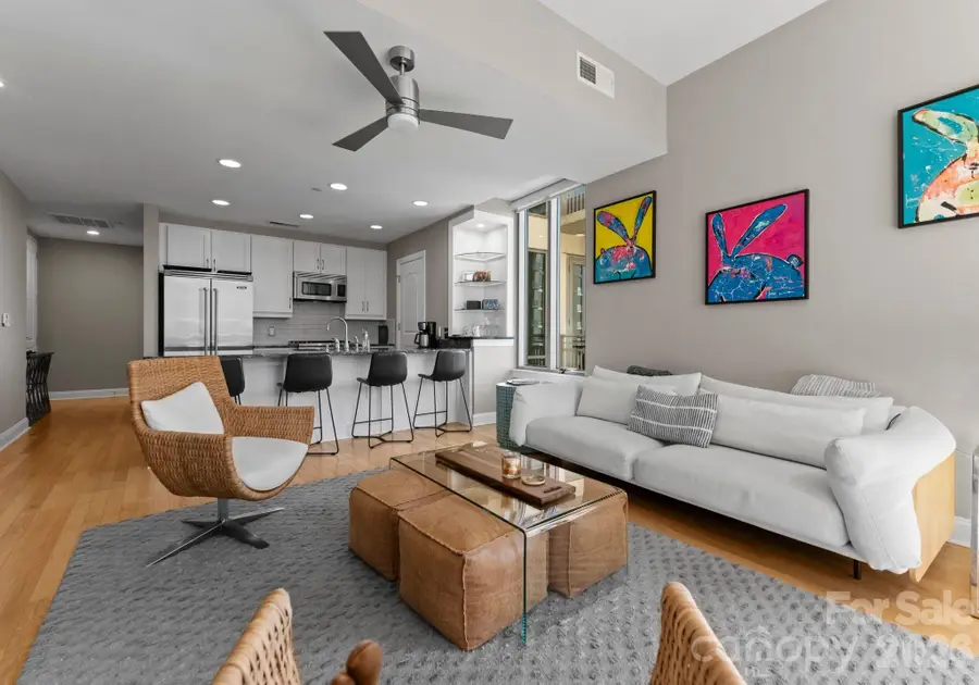 701 Royal Court #1004, Charlotte, NC 28202 - #2