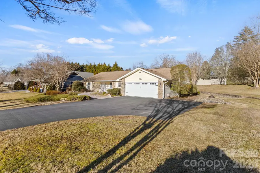 32 Stone House Road, Hendersonville, NC 28739 - #3