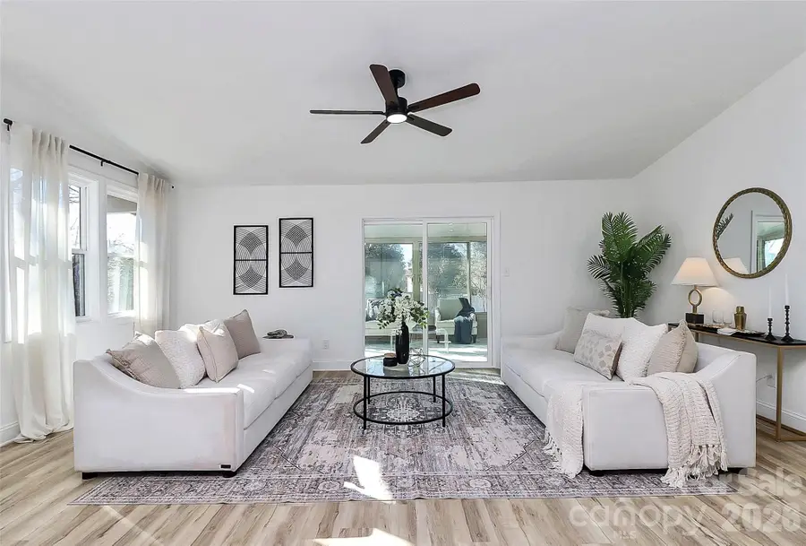 732 Aintree Road, Charlotte, NC 28215 - #3