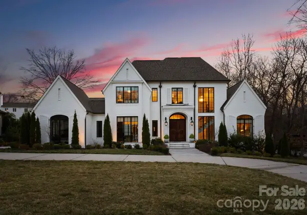 4420 Forest Hills Drive, Charlotte, NC 28226