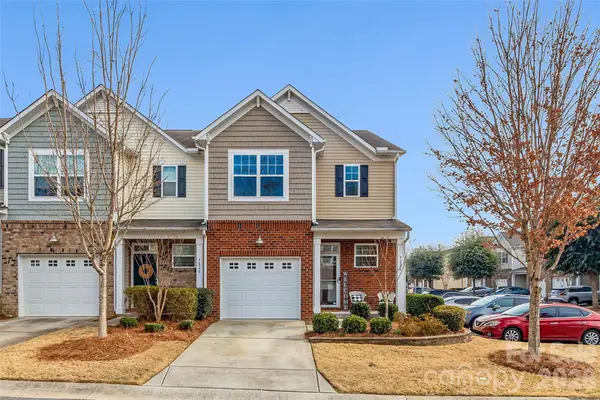 7026 Woodsbay Lane, Rock Hill, SC 29732