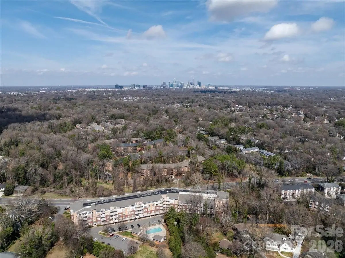 1000 E Woodlawn Road #311, Charlotte, NC 28209 - #1