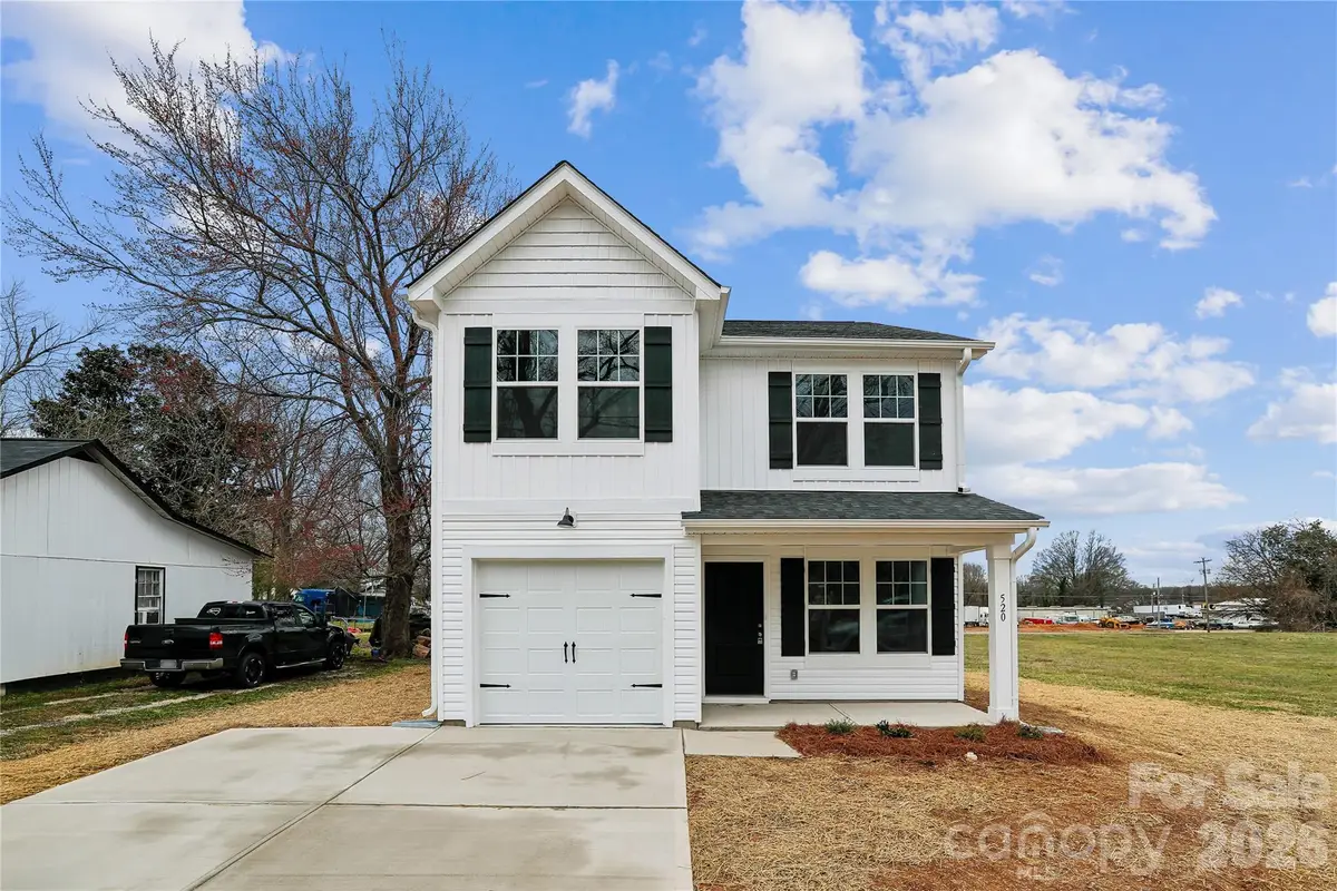 520 Bond Street, Statesville, NC 28677 - #1