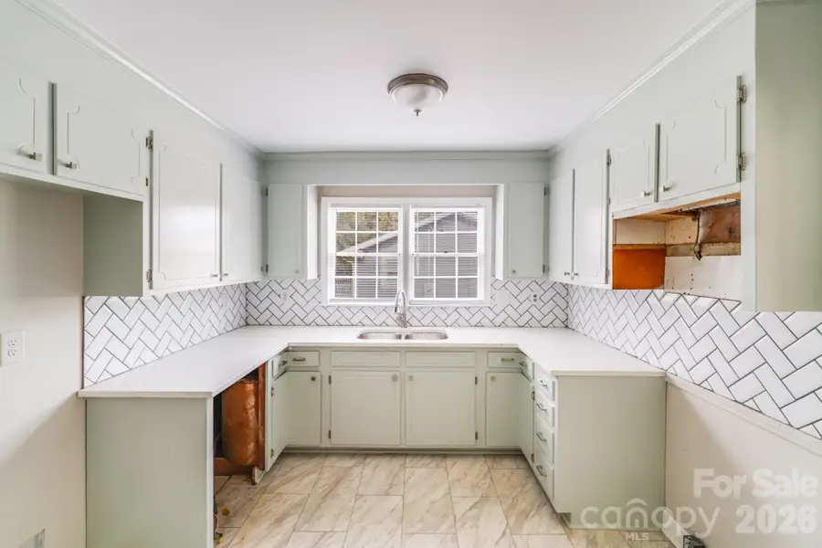 8337 Reedy Creek Road, Charlotte, NC 28215 - #3