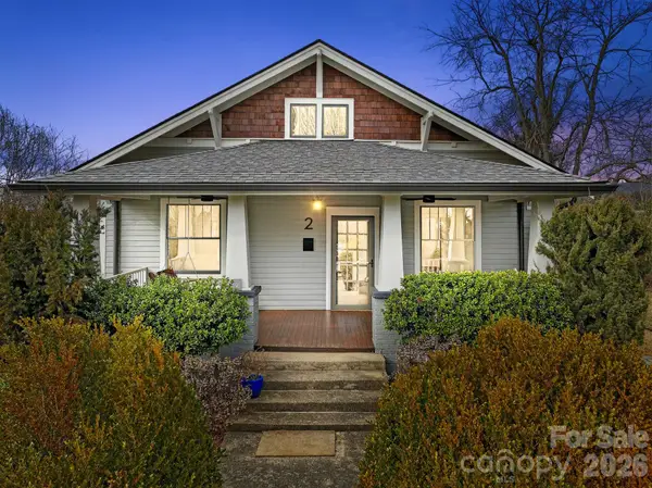 2 Hunt Hill Place, Asheville, NC 28801