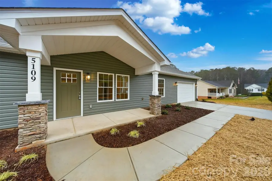 5109 Hanging Rock Court, Hickory, NC 28601 - #2