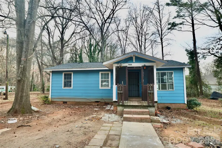 7633 Gwynne Hill Road, Charlotte, NC 28215 - #2