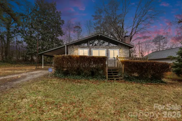 4246 Compton Drive, Winston Salem, NC 27107