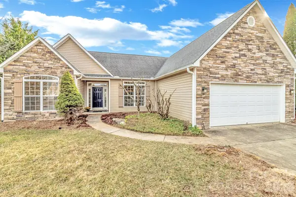 7 W Hiawassee Road, Fletcher, NC 28732