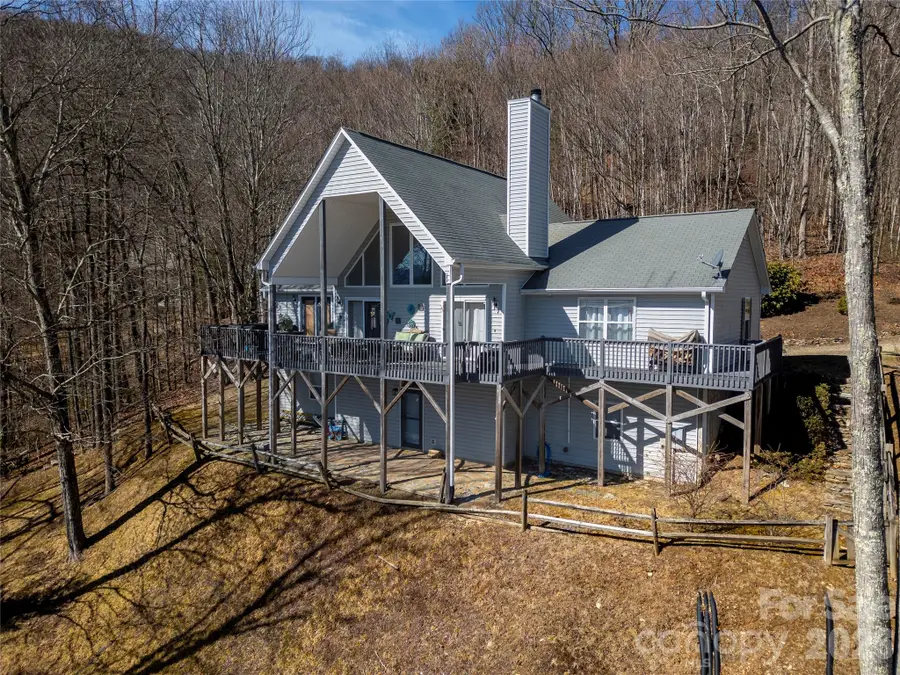872 Mountainside Drive, Waynesville, NC 28786 - #2