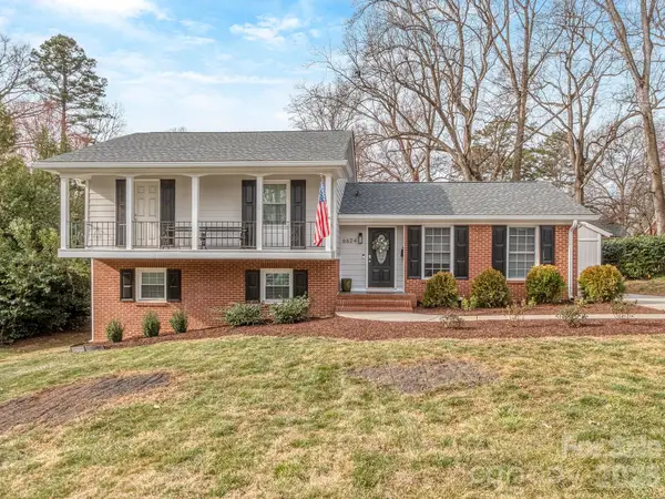 6624 Sunview Drive, Charlotte, NC 28210