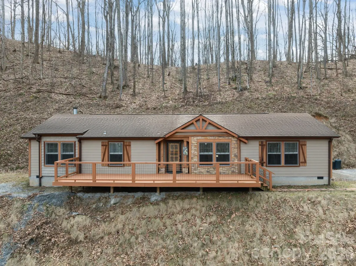 193 Tipstill Cove, Waynesville, NC 28786 - #1