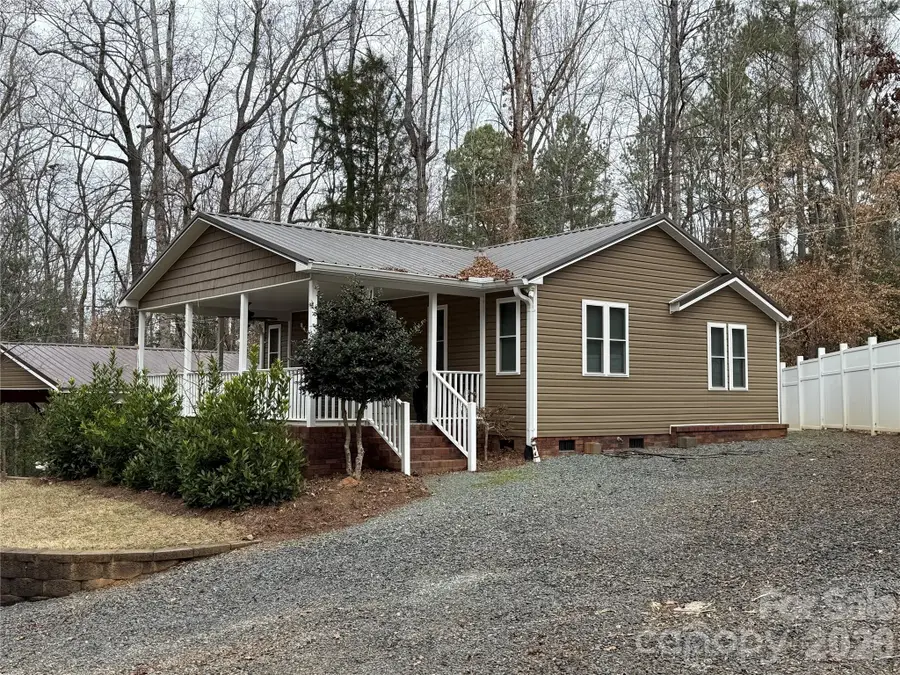 110 Indian Harbor Circle #E237/238, Mount Gilead, NC 27306 - #3