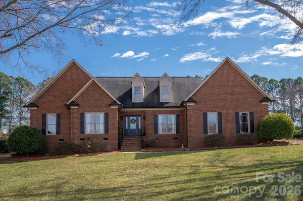 7049 High Meadow Drive, Weddington, NC 28104