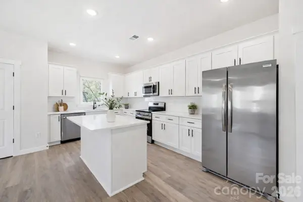 2332 Merts Way, Hudson, NC 28638